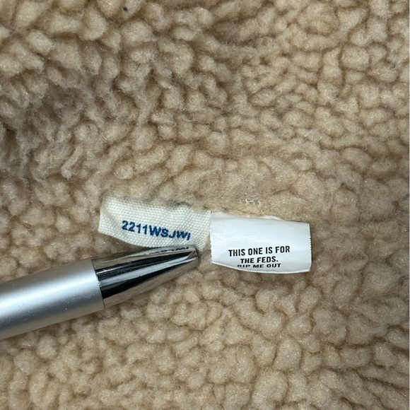 Taylor Stitch Blue Denim Sherpa-Lined Jacket with Cream Collar - Picture 9 of 16